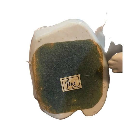 Toyo Japan ceramic sculptures of girls set of 2 - Picture 6 of 9